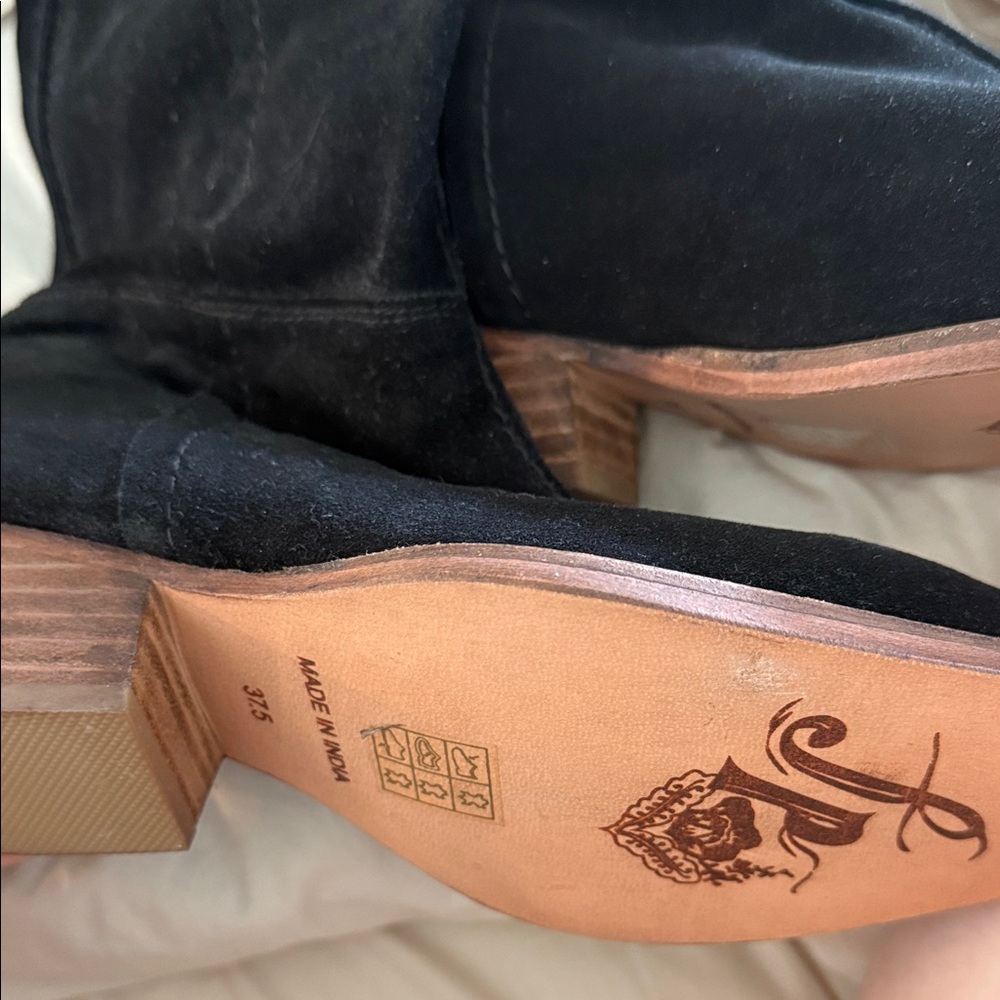 Black Suede Free People Low Sway NEW - Picture 3 of 3
